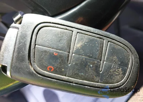 2017 Ram 1500 Sport 4X4 5'7 Box z USA, uszkodzony, nr VIN 1C6RR7MT7HS562611